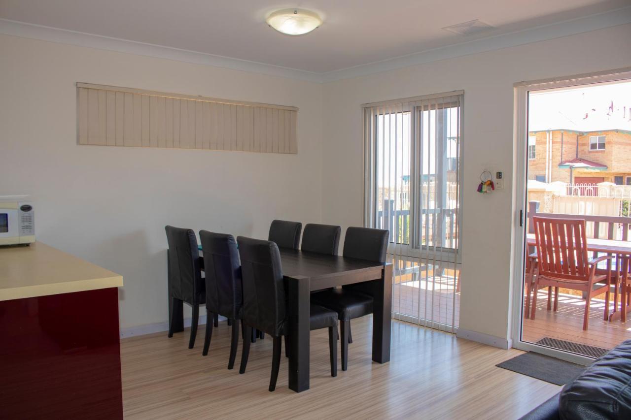 Seaspray Beach Holiday Park Dongara Bagian luar foto